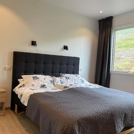 Vestmannsvatn Guesthouse Athaldalur Екстер'єр фото